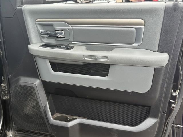 Used 2016 RAM 2500 Lone Star w/ Black Appearance Group image 29