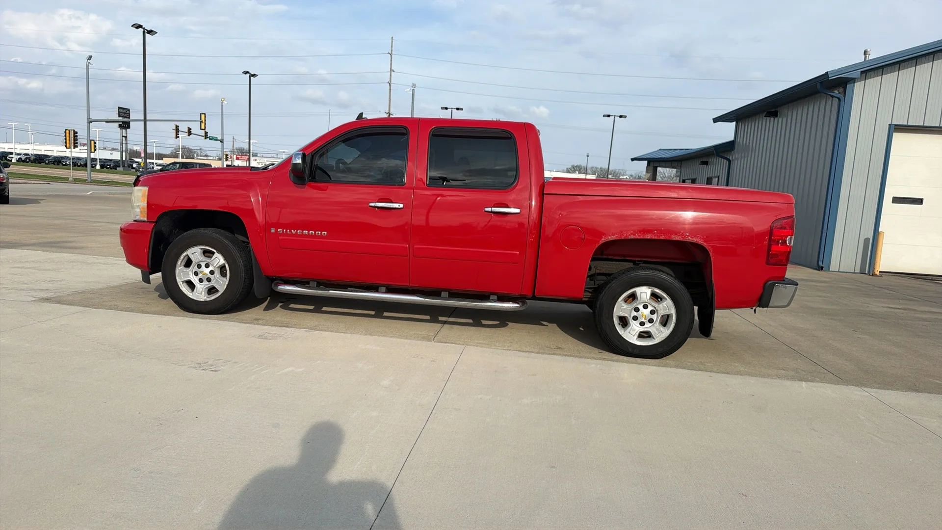 Used 2008 Chevrolet Silverado 1500 LT w/ Towing Package image 10