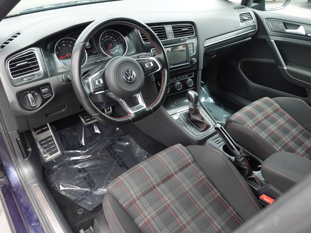 Used 2017 Volkswagen GTI Sport FWD image 11