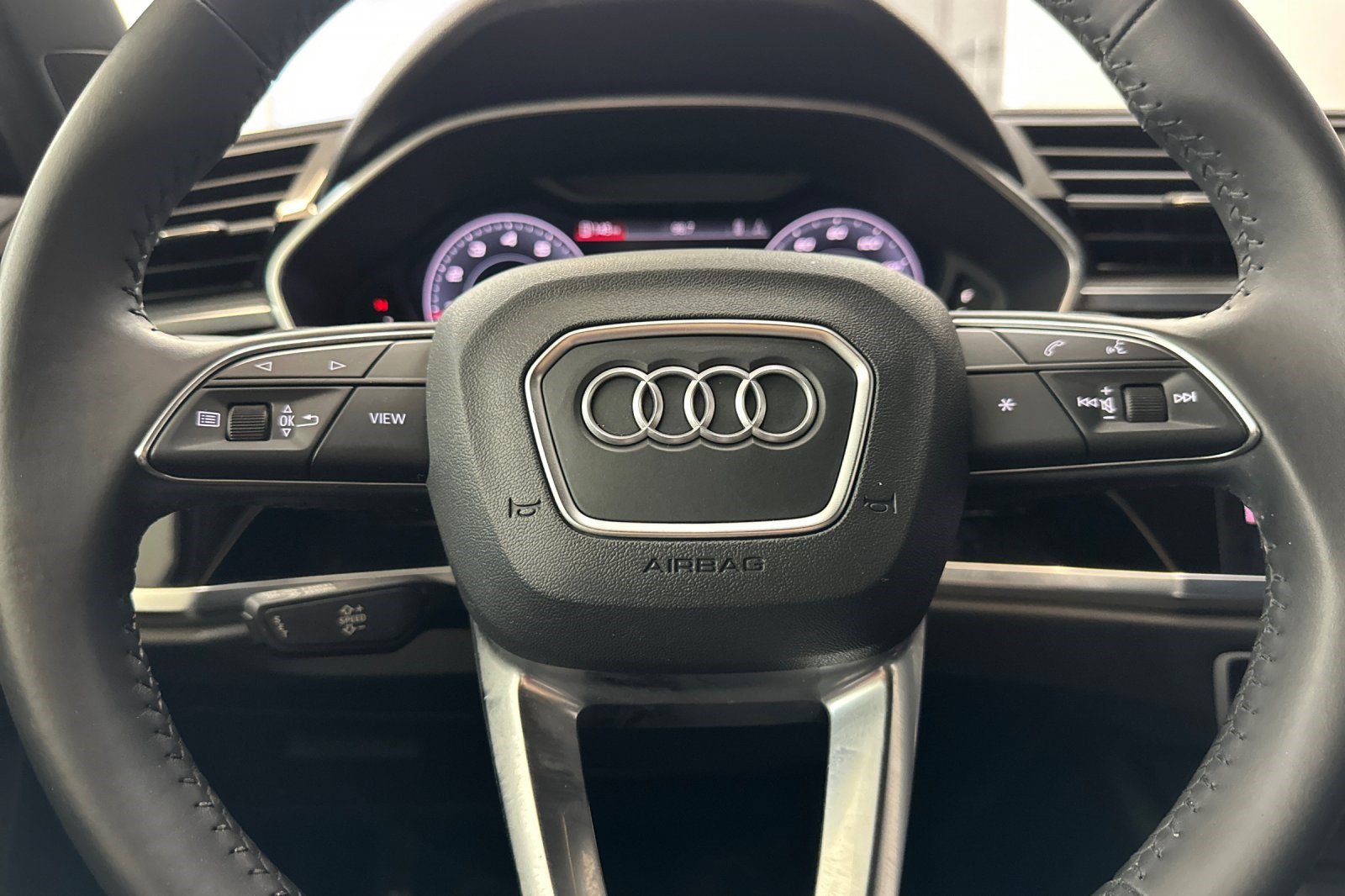 Used 2020 Audi Q3 2.0T Premium Plus w/ Premium Plus Package AWD/4WD image 16