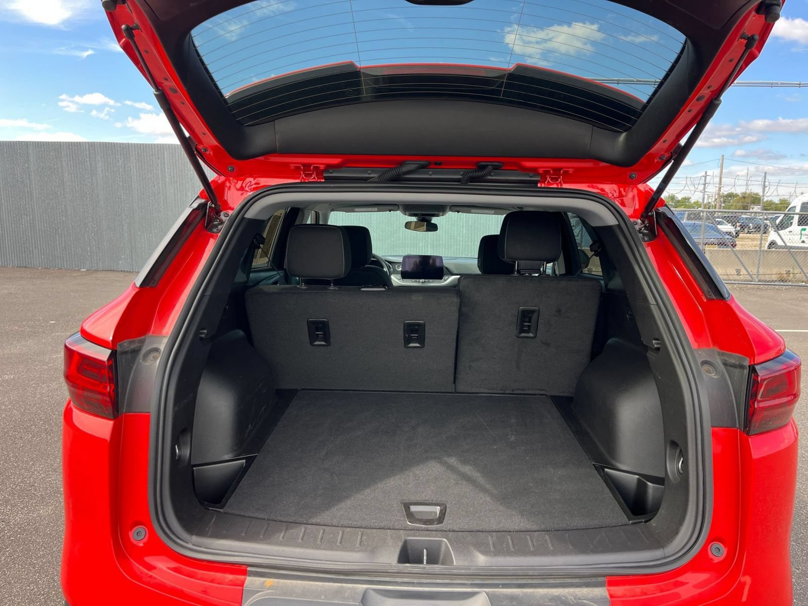 Used 2026 Chevrolet Blazer LT FWD image 31