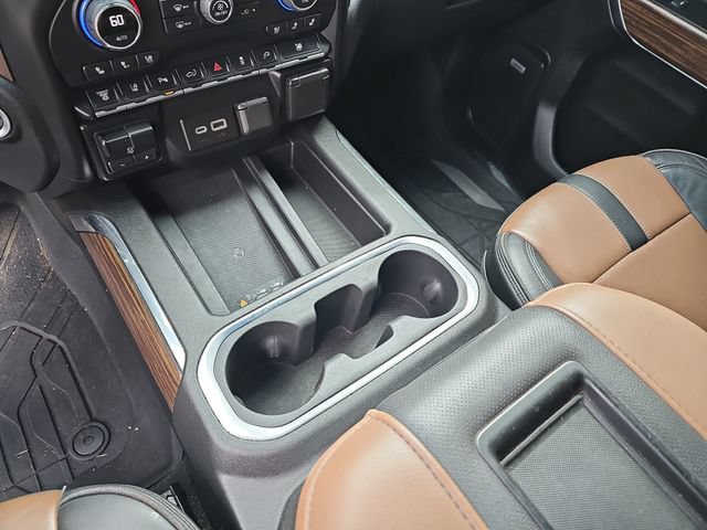 Used 2022 Chevrolet Silverado 3500 High Country w/ Safety Package II AWD/4WD image 28