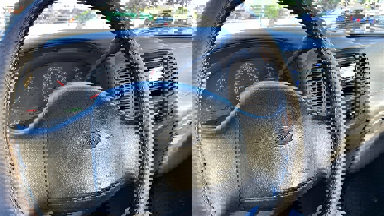 Used 2001 Ford F150 XL image 8