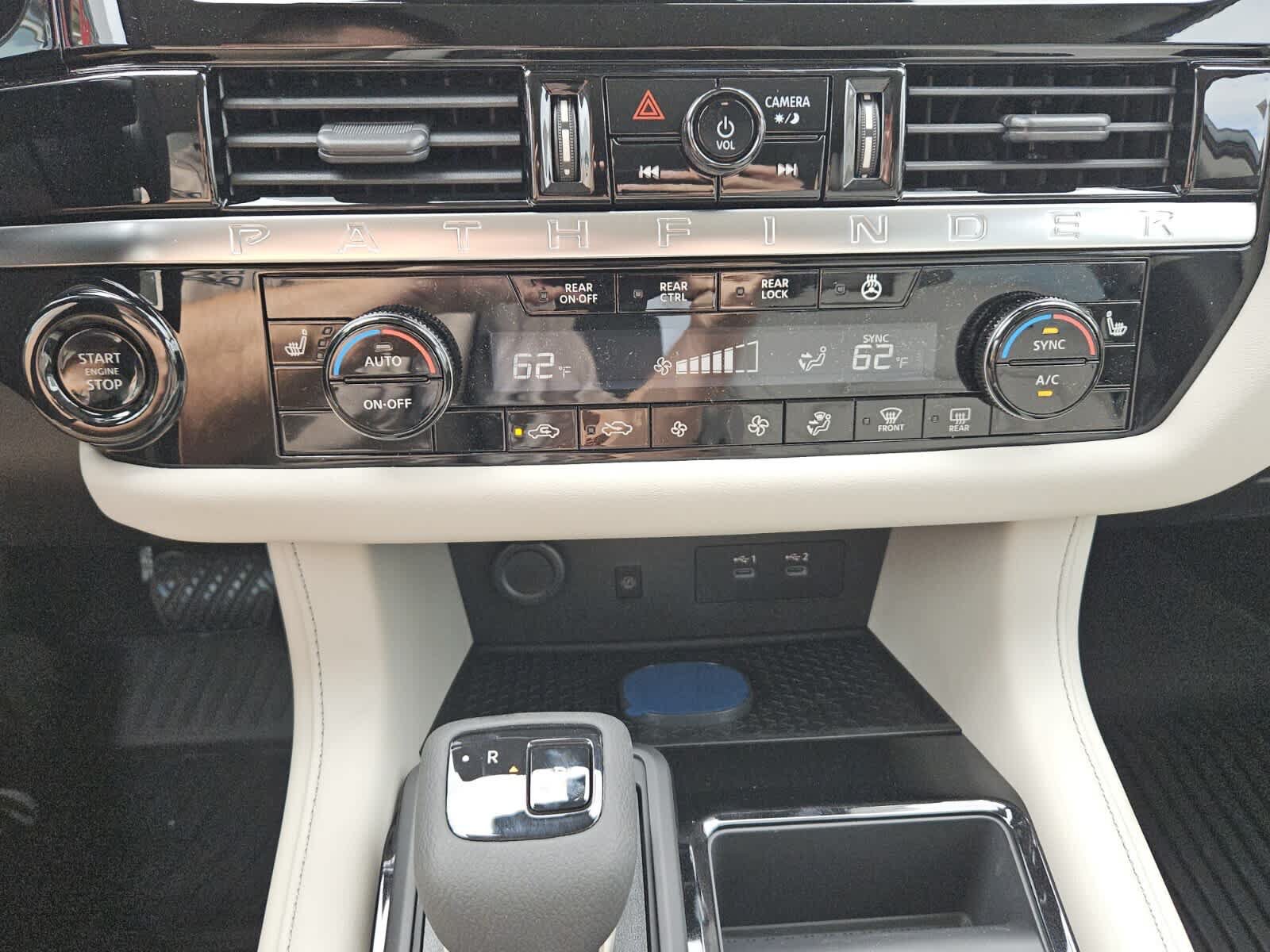 New 2026 Nissan Pathfinder SL FWD image 10
