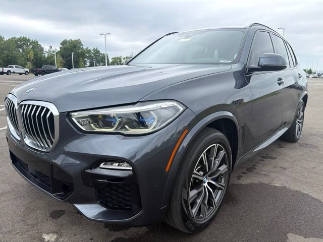 Used 2019 BMW X5 xDrive50i w/ M Sport Package AWD/4WD image 2