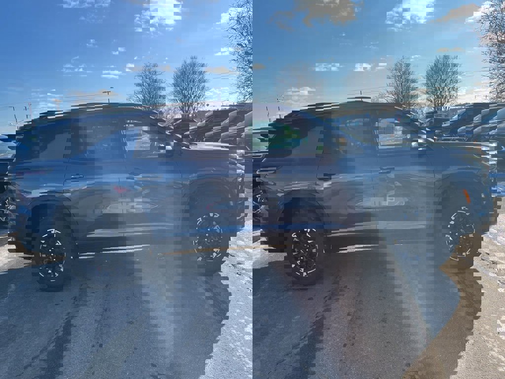 New 2026 Chevrolet Traverse Z71 w/ Enhanced Driving Package image 4