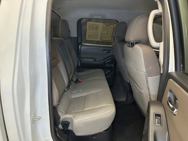 Used 2023 Nissan Frontier SV AWD/4WD image 18
