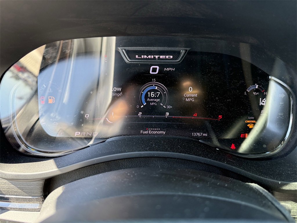 Used 2024 RAM 3500 Limited image 17