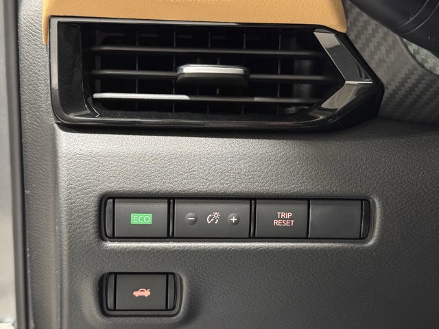 New 2025 Nissan Sentra SV w/ SV Premium Package image 19