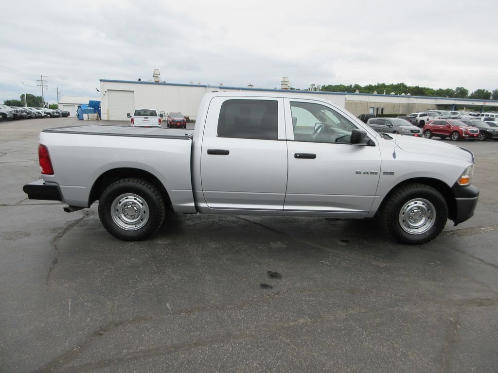 Used 2009 Dodge Ram 1500 Truck SLT RWD image 4