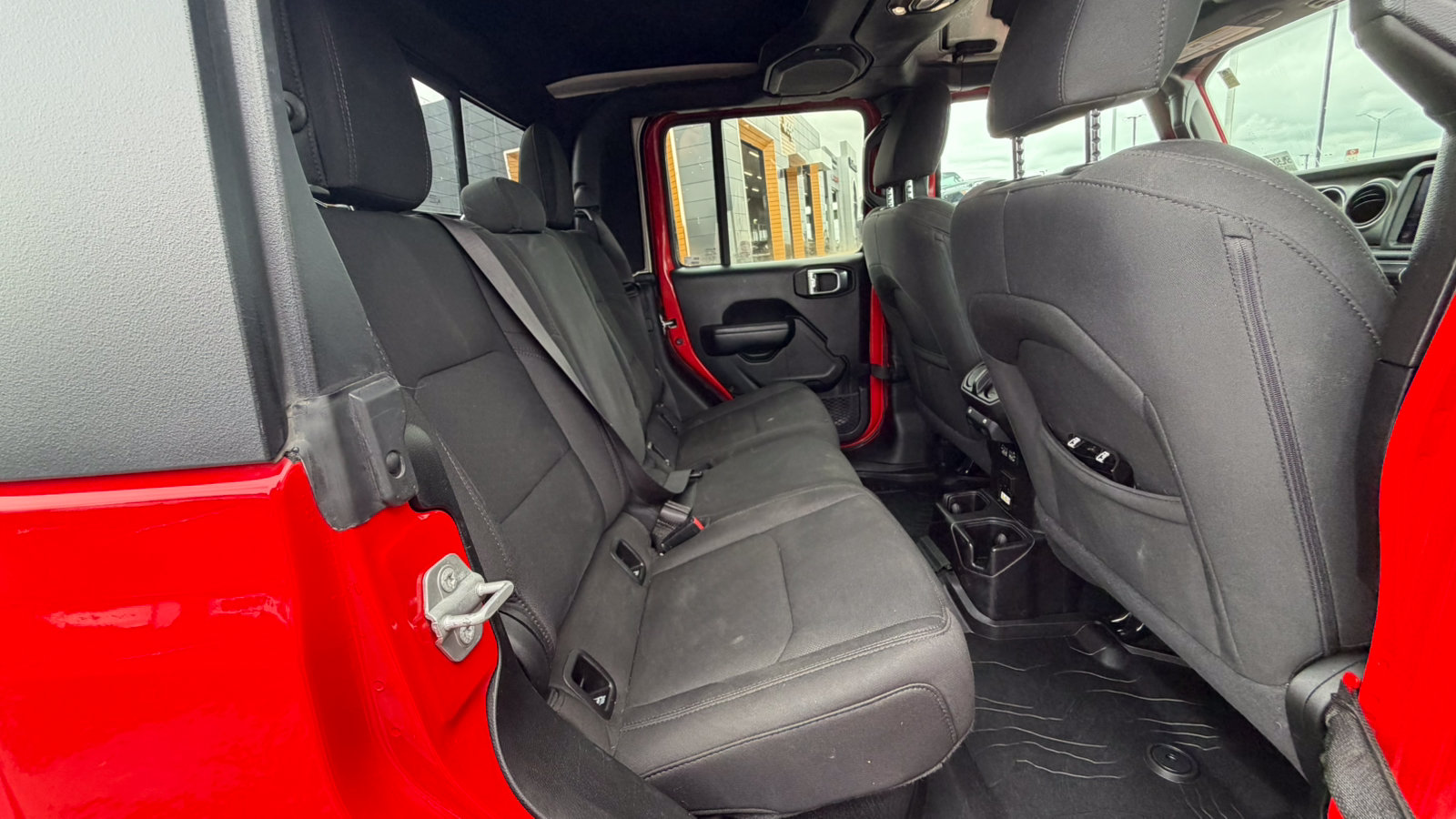 Certified 2021 Jeep Gladiator Sport AWD/4WD image 17