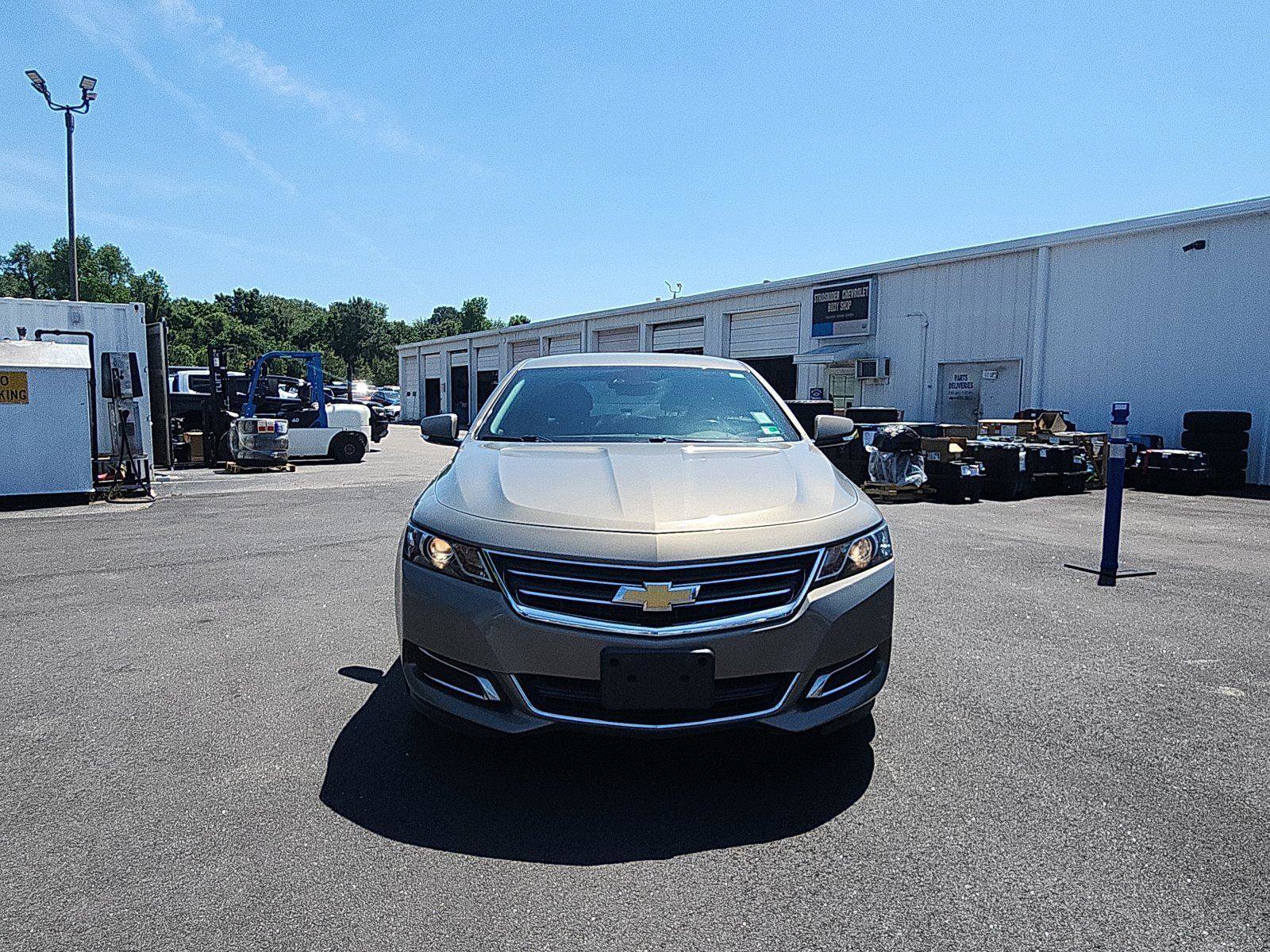 Used 2017 Chevrolet Impala LT w/ Leather Package FWD image 7