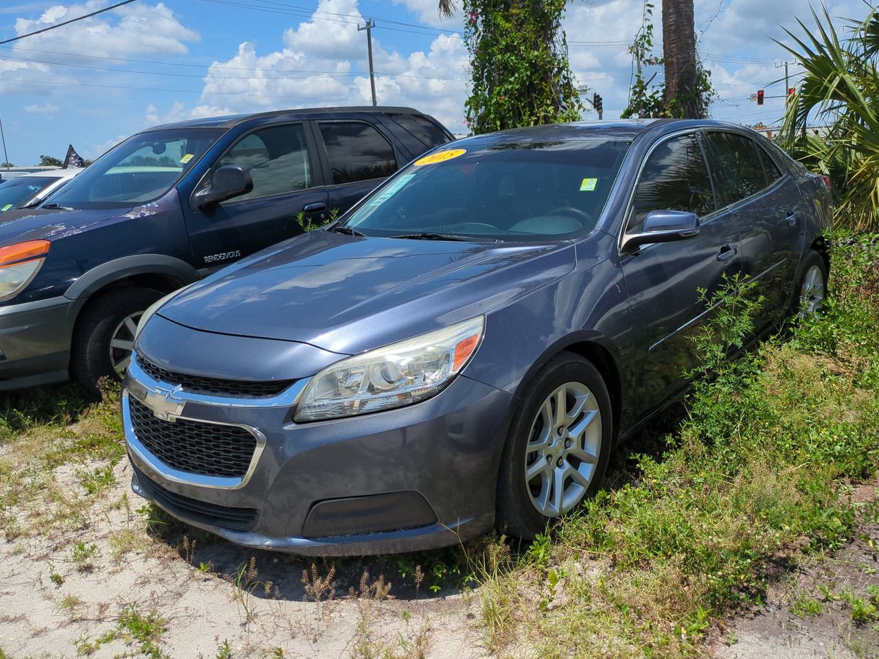 Used 2015 Chevrolet Malibu LT w/ Power Convenience Package FWD image 3