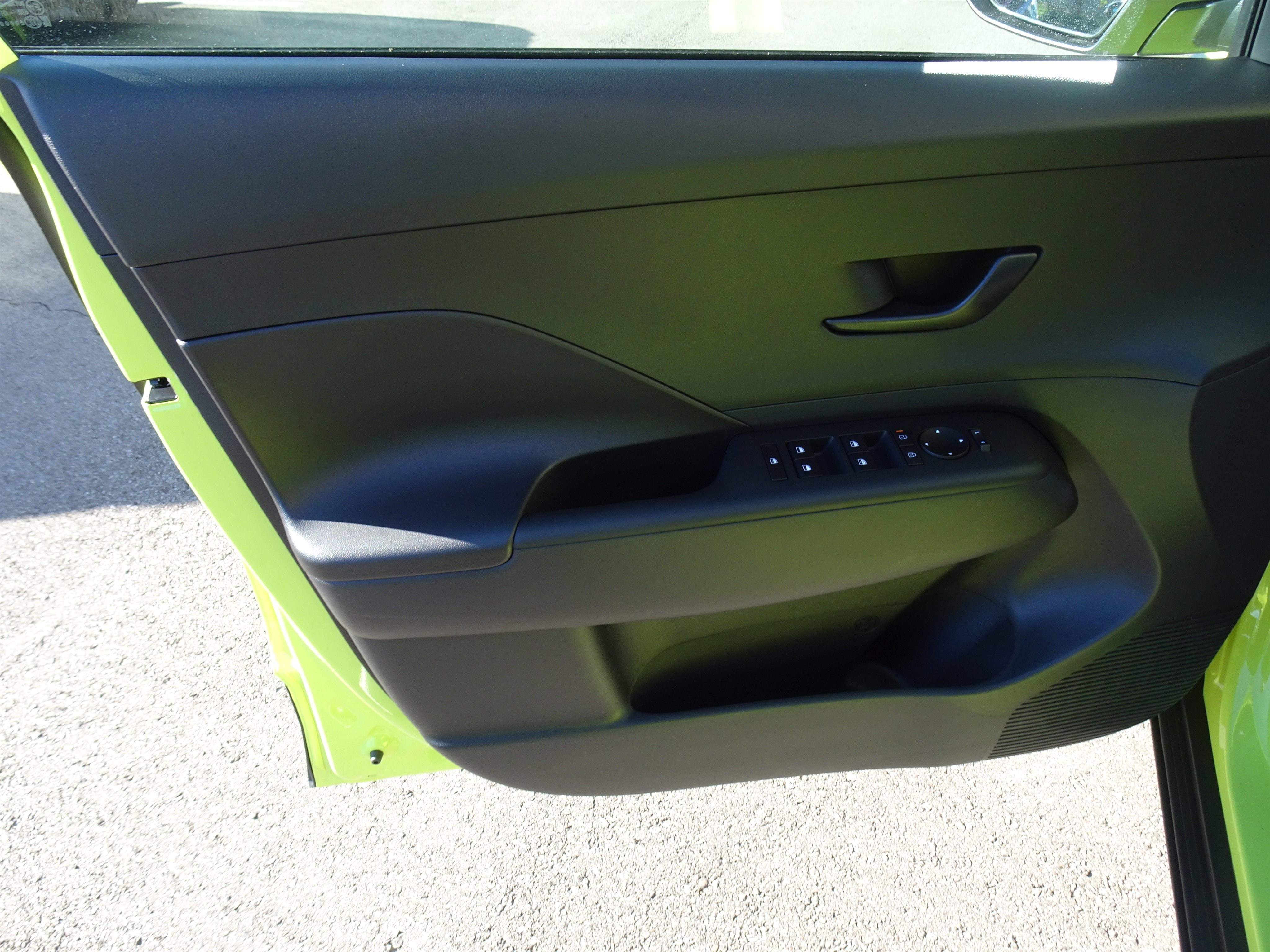 New 2026 Hyundai Kona SEL Sport AWD/4WD image 8
