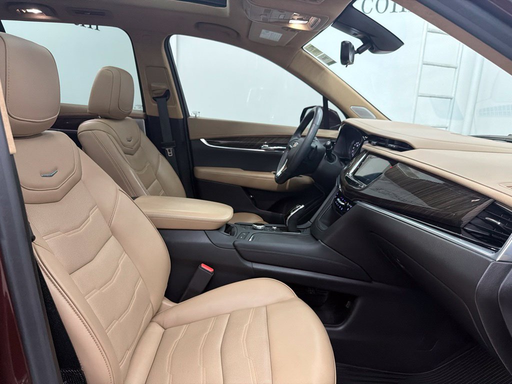 Used 2022 Cadillac XT6 Premium Luxury w/ Platinum Package FWD image 34