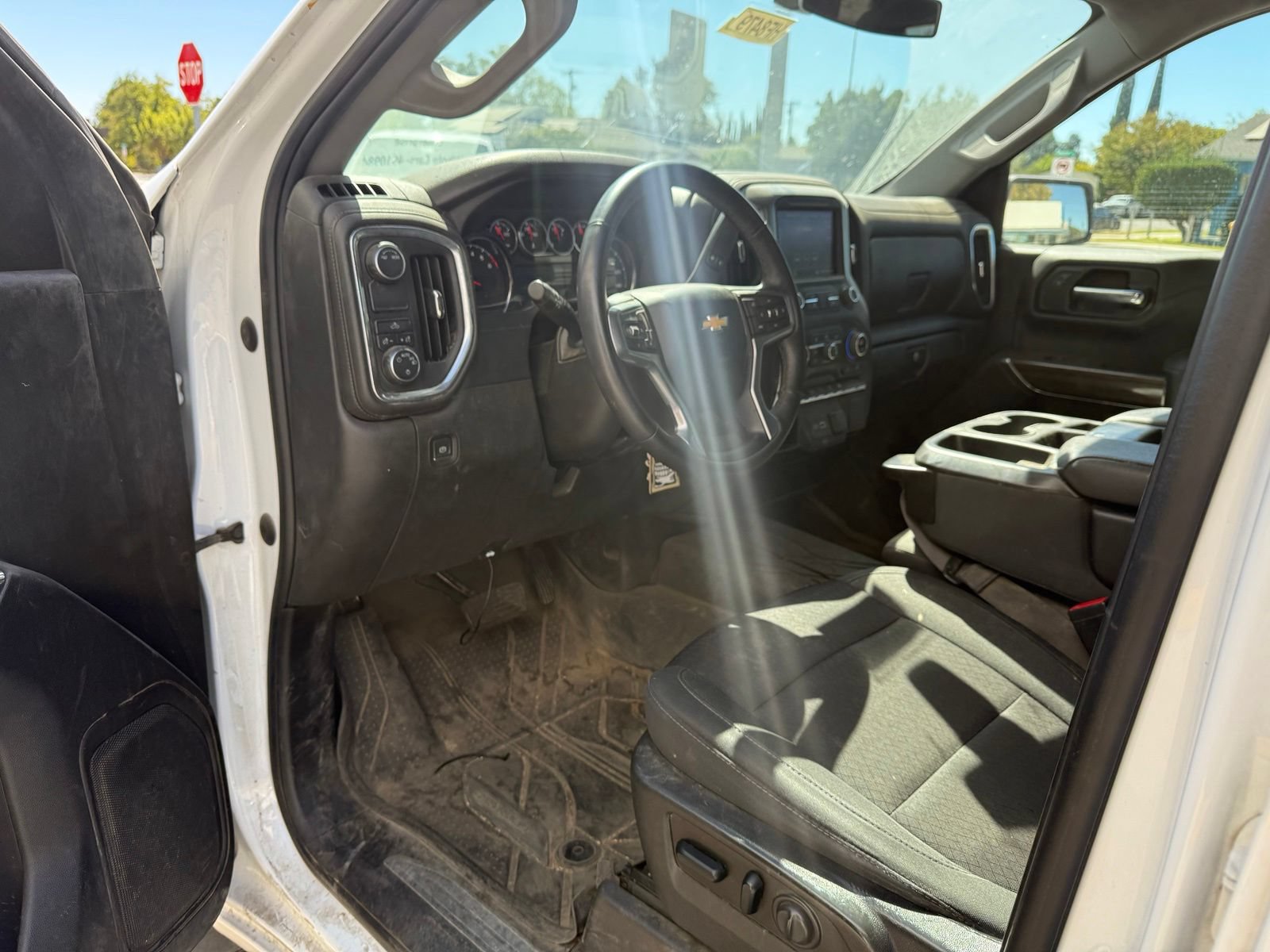Used 2022 Chevrolet Silverado 1500 LT w/ LPO, Liner Protection Package RWD image 9