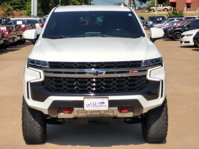 Used 2022 Chevrolet Suburban Z71 AWD/4WD image 2