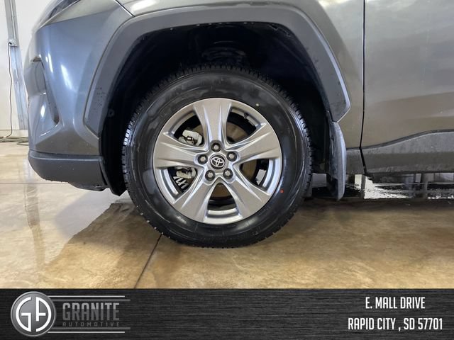 Used 2024 Toyota RAV4 XLE AWD/4WD image 19