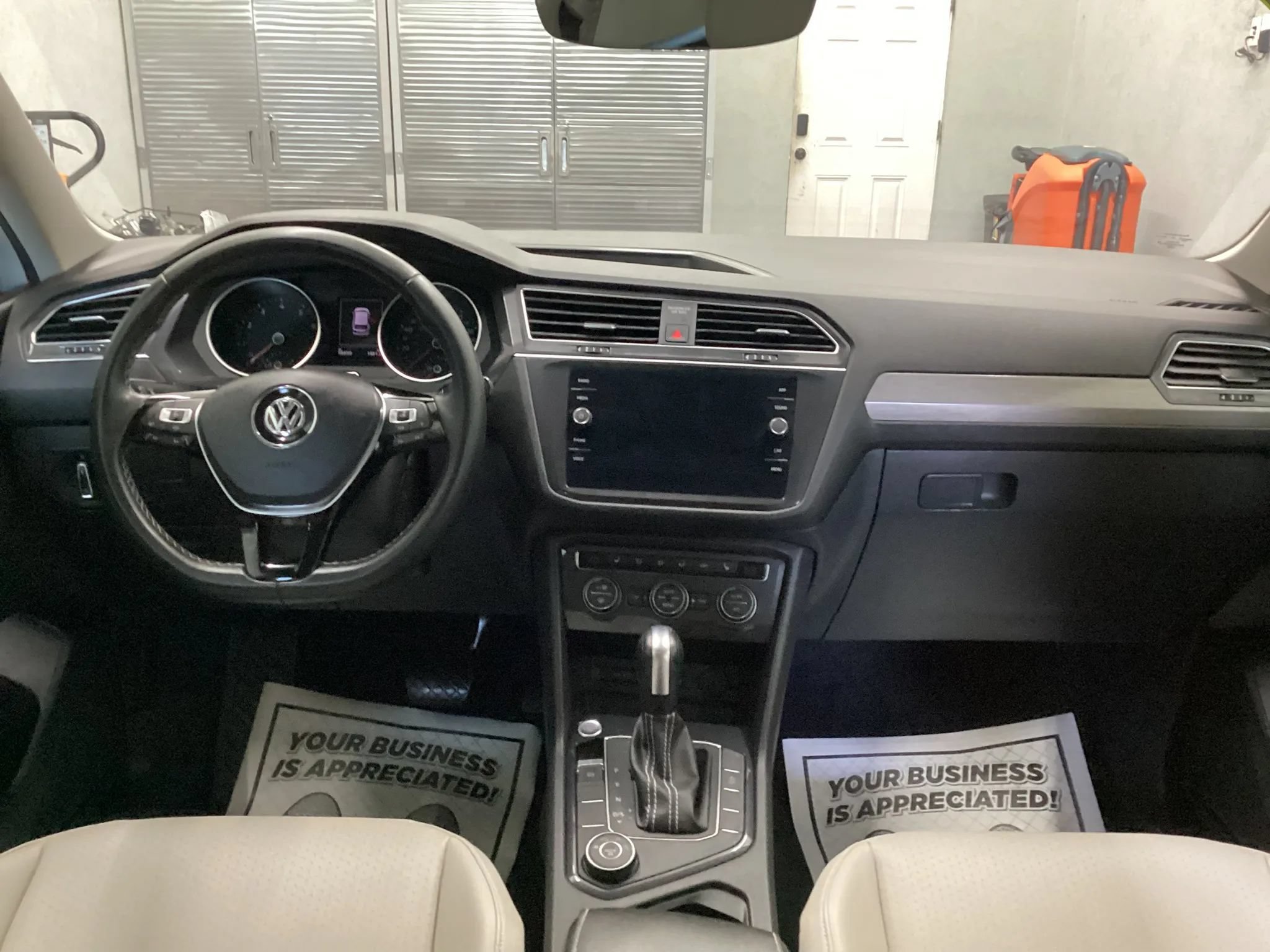Used 2021 Volkswagen Tiguan SE w/ Panoramic Sunroof Package AWD/4WD image 15