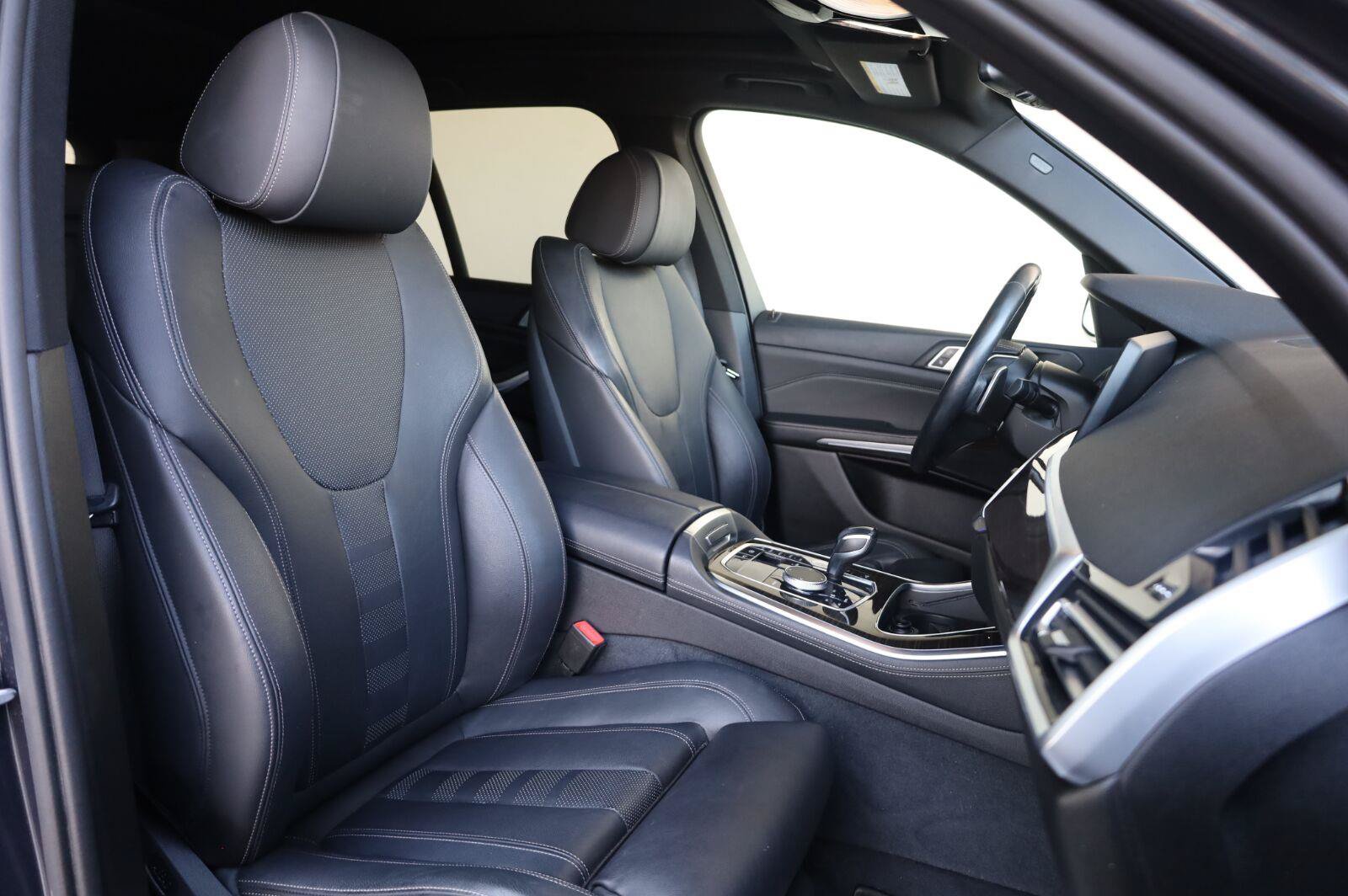 Used 2019 BMW X5 xDrive40i w/ Convenience Package AWD/4WD image 29