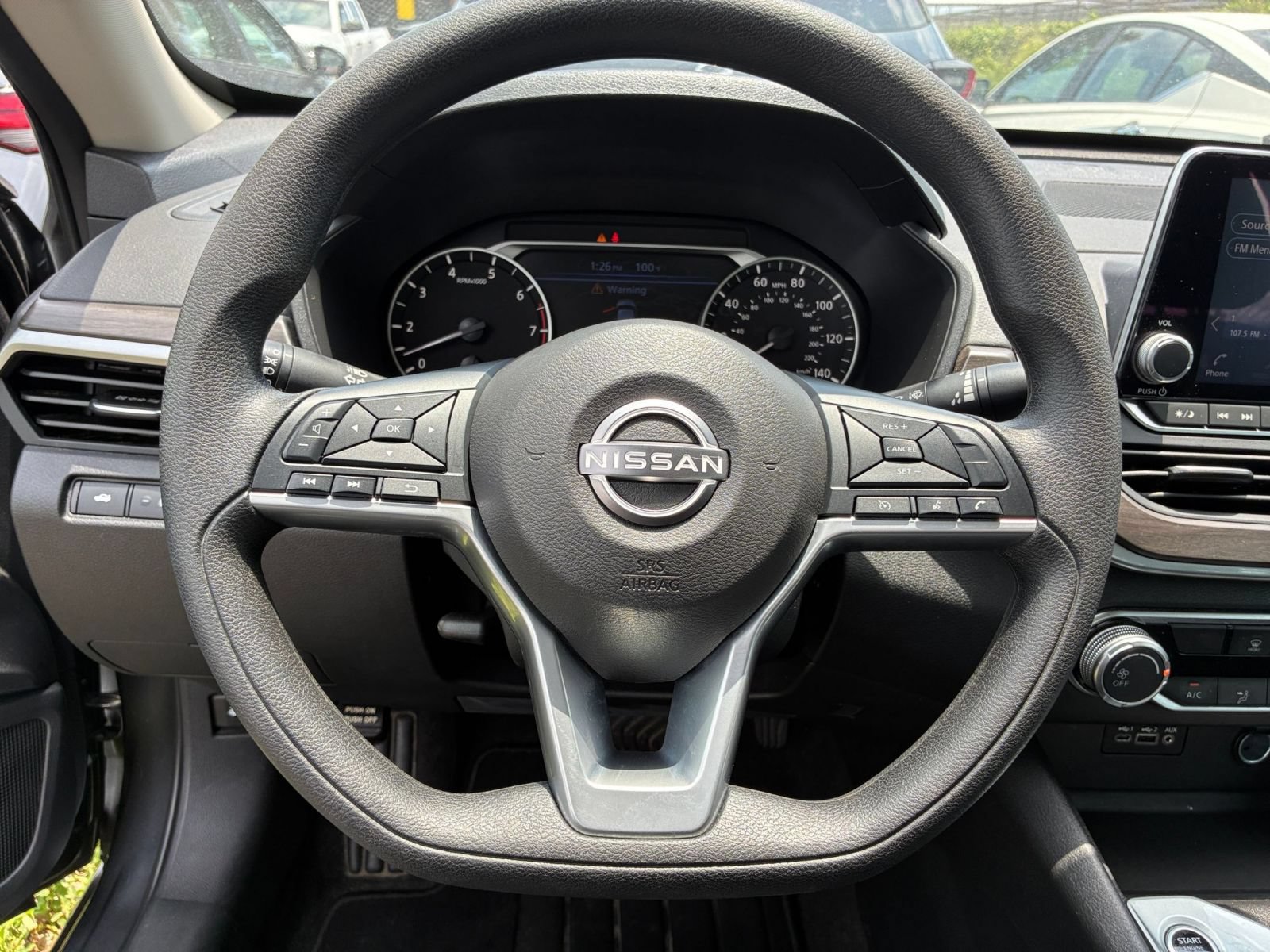 Used 2025 Nissan Altima 2.5 SV FWD image 27