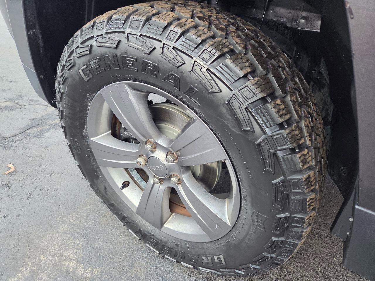 Used 2015 Jeep Patriot High Altitude image 12