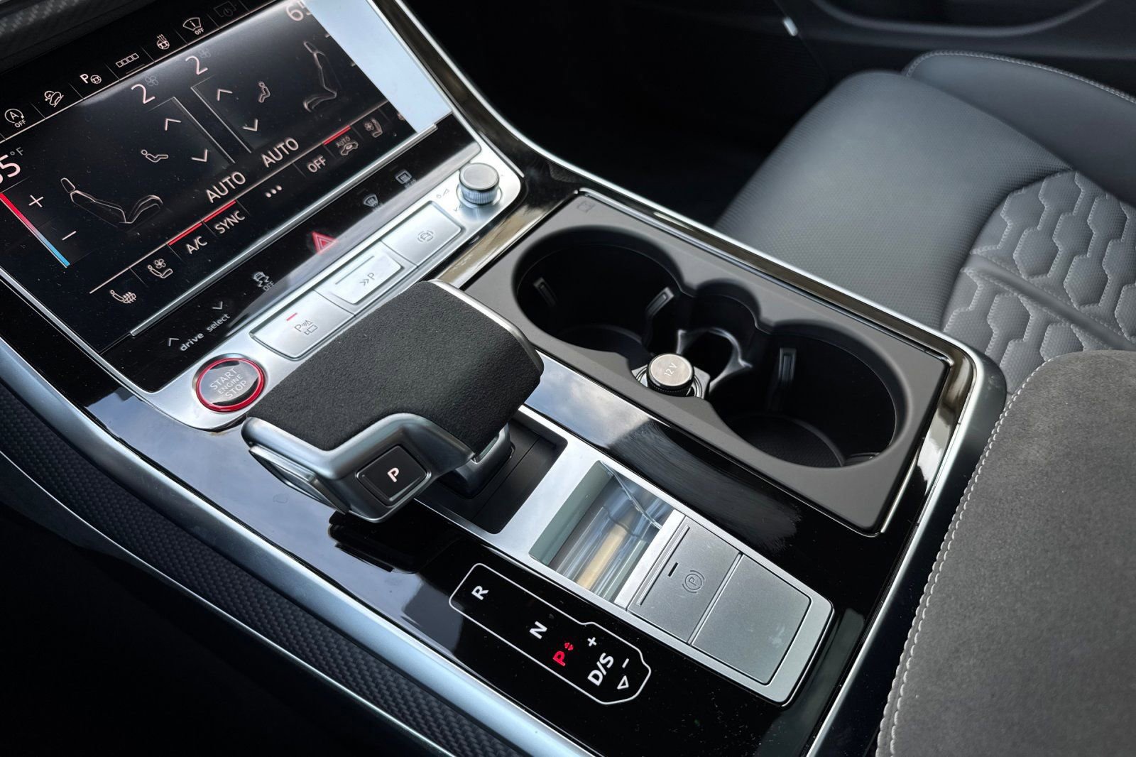 New 2026 Audi RS Q8 performance image 19