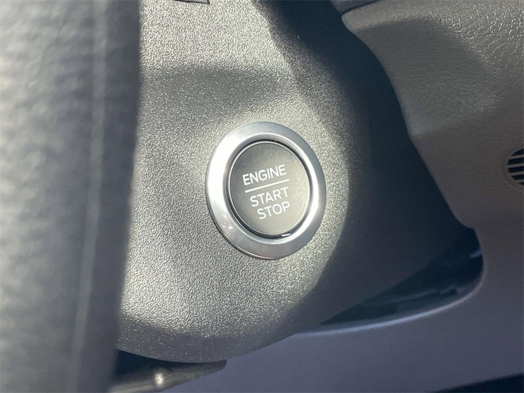 New 2026 Ford Transit 250 148 Medium Roof image 25