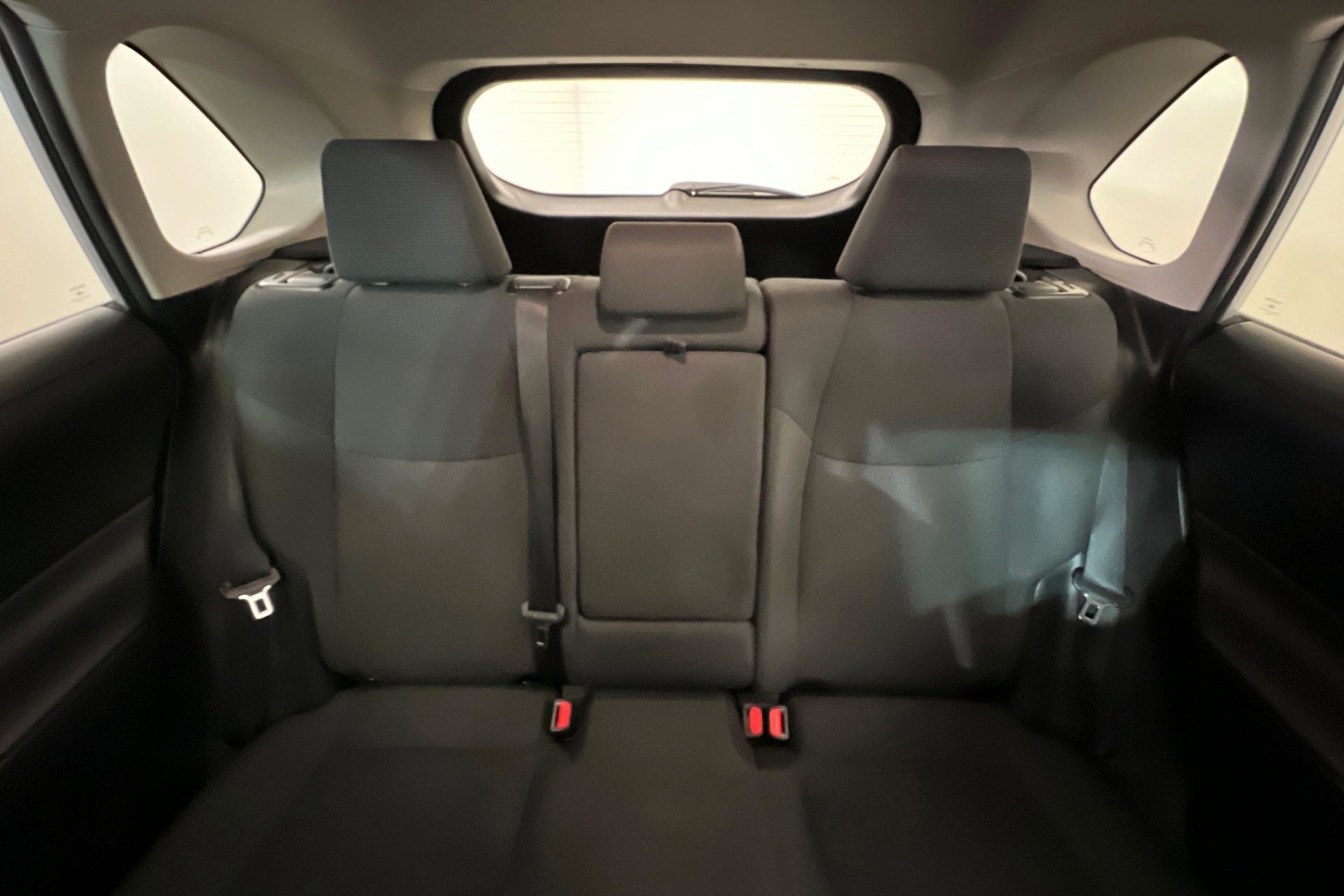 Used 2024 Toyota RAV4 LE image 26