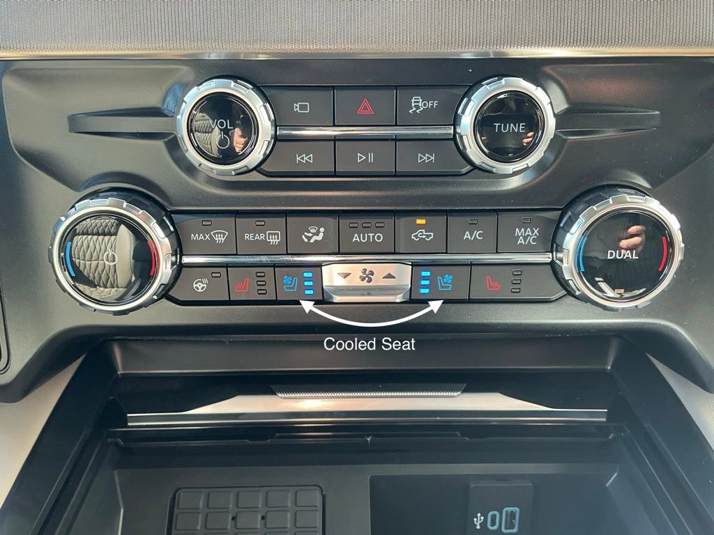 New 2026 Ford F350 Platinum w/ Platinum Plus Package image 16