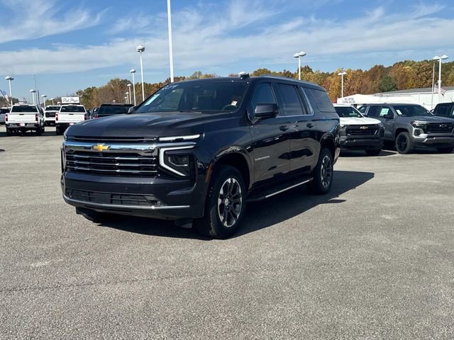 New 2026 Chevrolet Suburban LT w/ Comfort Package image 8