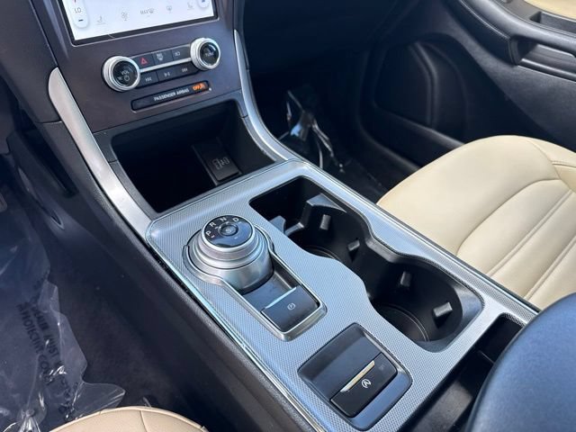Used 2021 Ford Edge SEL FWD image 23