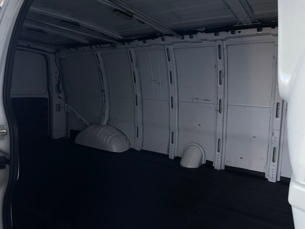 Used 2023 GMC Savana 2500 Work Van w/ Driver Convenience Package image 17