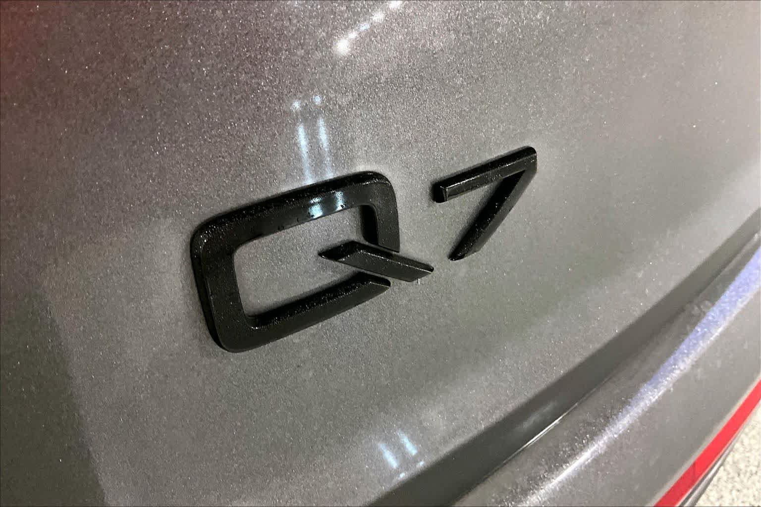 Used 2021 Audi Q7 3.0T Prestige w/ Prestige Package AWD/4WD image 34