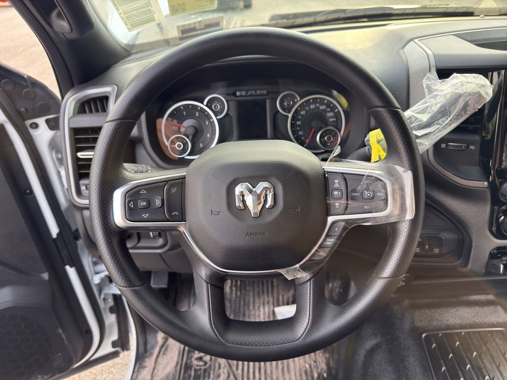 Used 2025 RAM 3500 Tradesman w/ Chrome Appearance Group image 19