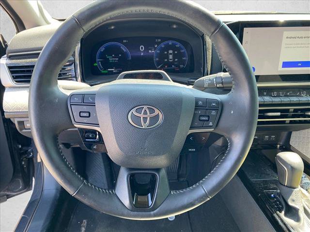 Certified 2025 Toyota Camry XLE w/ Premium Plus Package FWD image 7