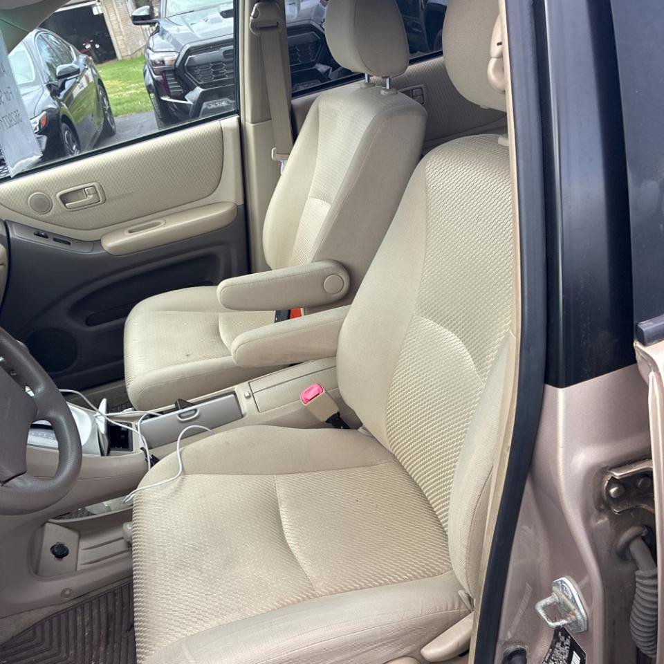 Used 2005 Toyota Highlander 4WD image 17