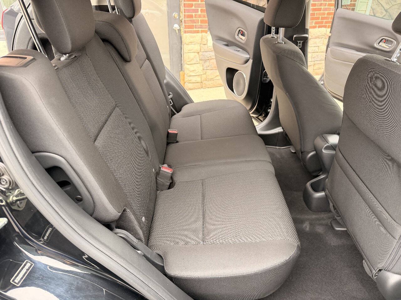 Used 2016 Honda HR-V EX image 15