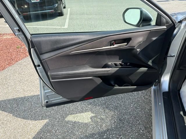 Used 2025 Toyota Camry LE w/ Convenience Package AWD/4WD image 11
