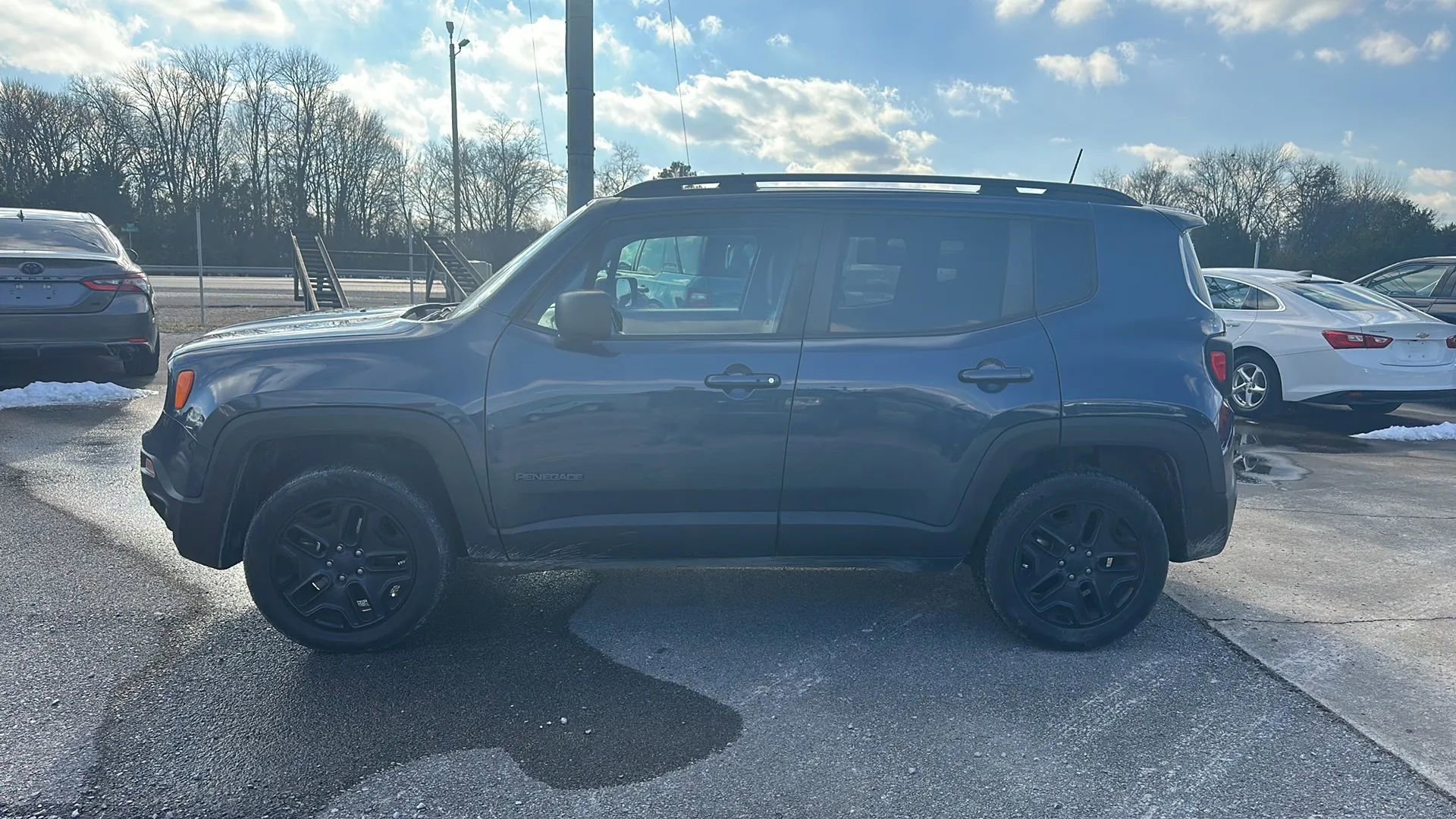 Used 2021 Jeep Renegade Sport AWD/4WD image 6