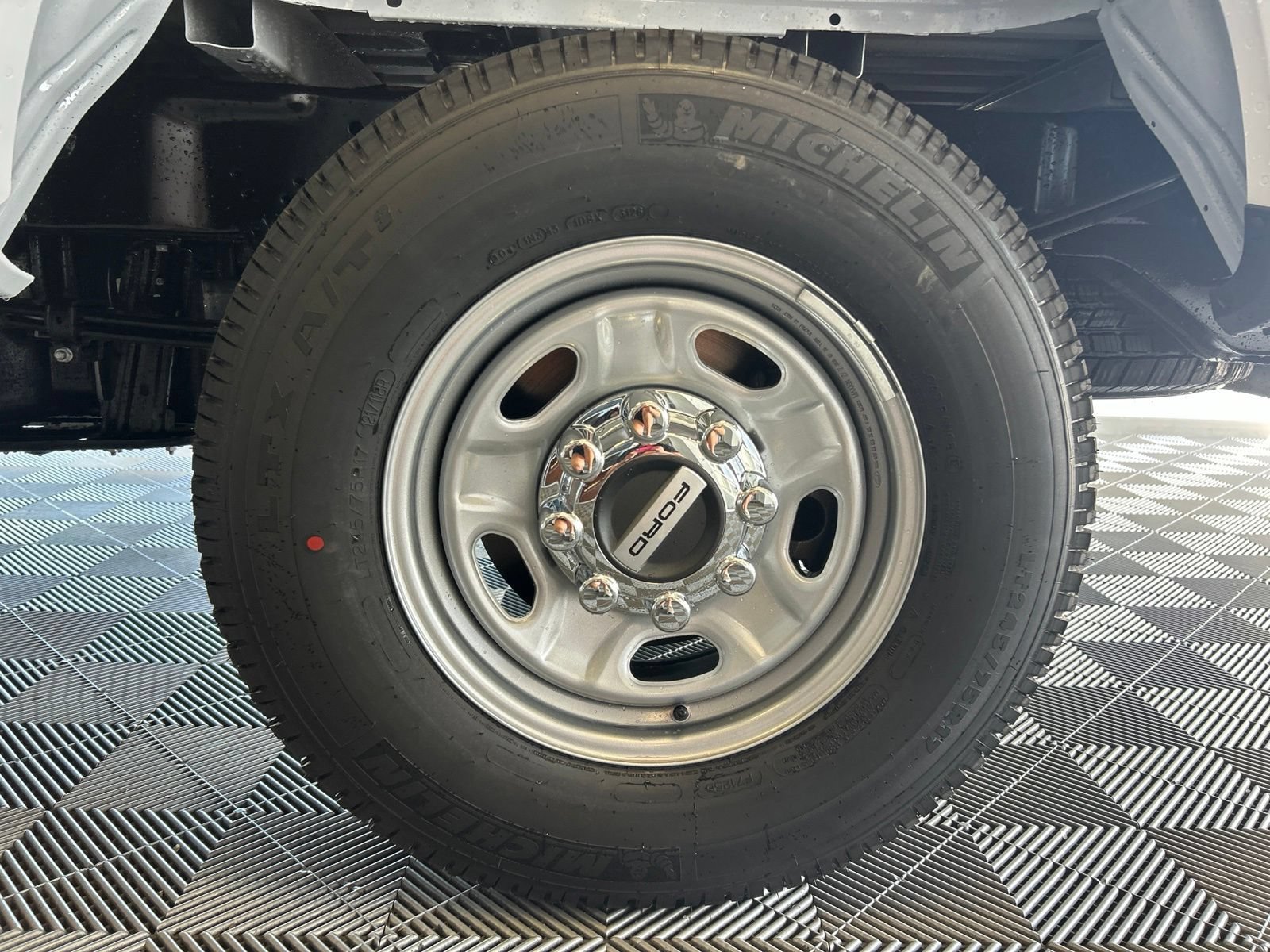 New 2027 Ford F250 XL AWD/4WD image 9