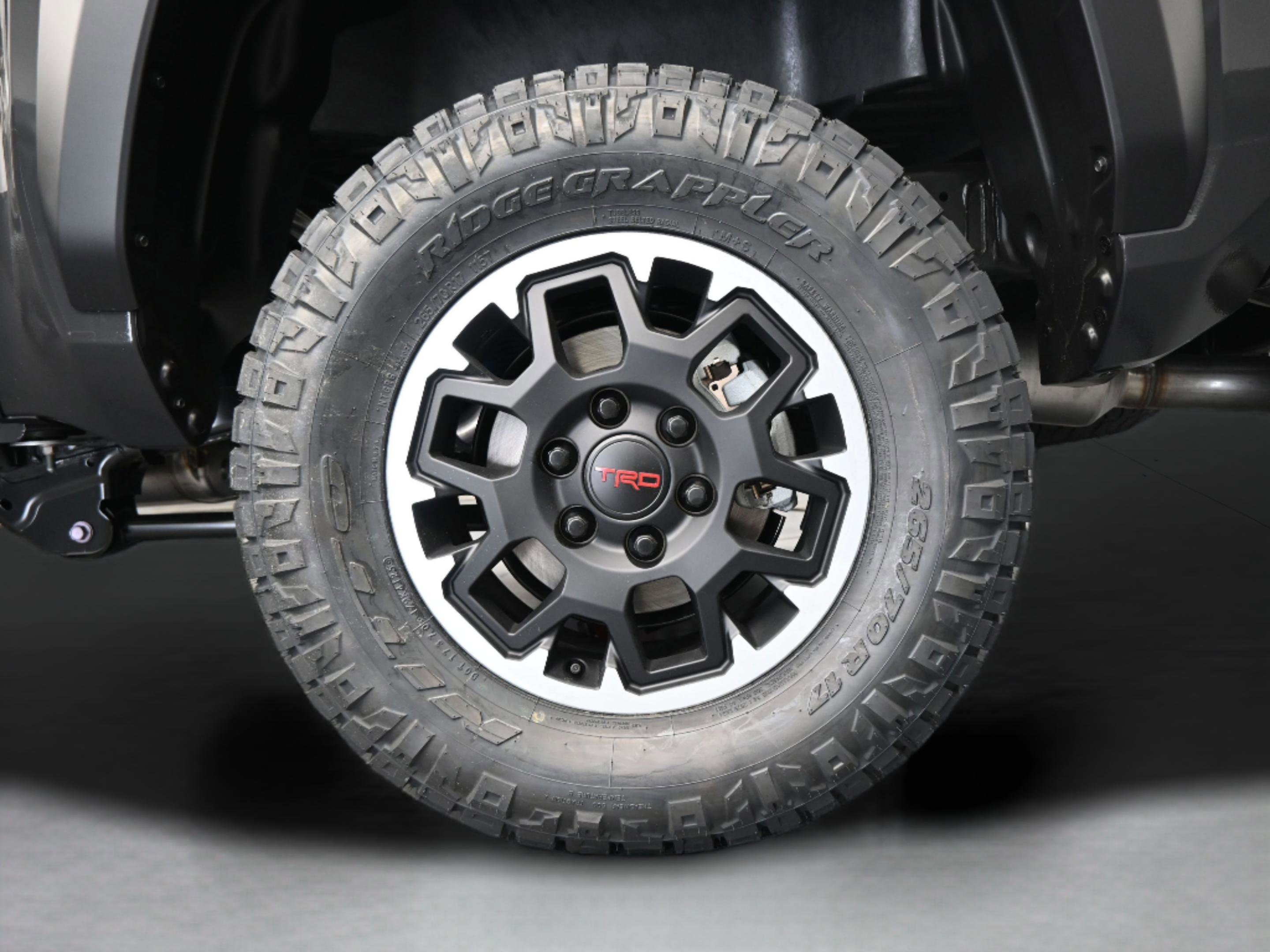 New 2026 Toyota Tacoma TRD Off-Road AWD/4WD image 32
