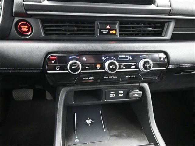 Used 2024 Honda Pilot Touring image 31