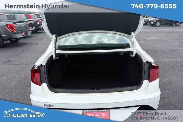 Used 2023 Hyundai Sonata SEL FWD image 12