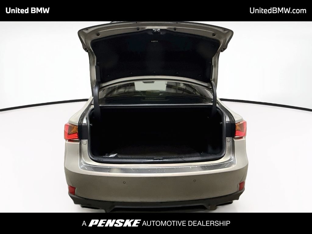 Used 2020 Lexus IS 350 F Sport w/ F Sport Package RWD image 13
