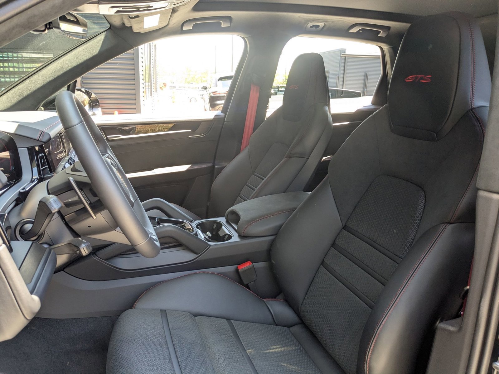 New 2026 Porsche Cayenne GTS AWD/4WD image 5