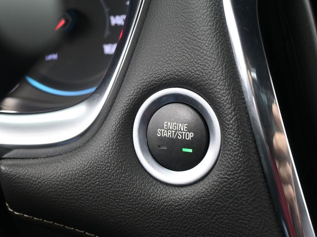 Used 2023 Chevrolet Traverse LT w/ Midnight/Sport Edition image 29