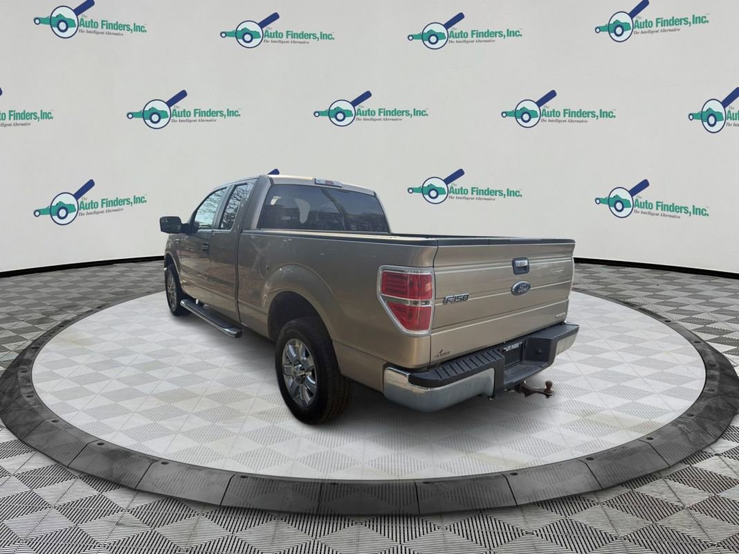 Used 2014 Ford F150 XLT w/ XLT Chrome Package image 7
