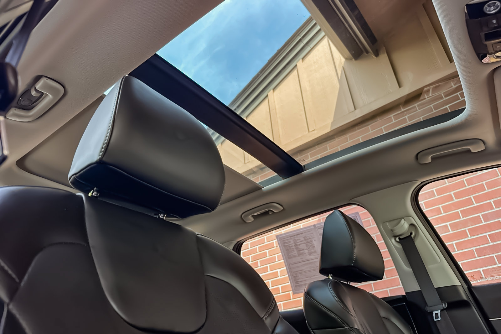 Used 2025 Kia Sorento EX w/ Panoramic Sunroof Package AWD/4WD image 20