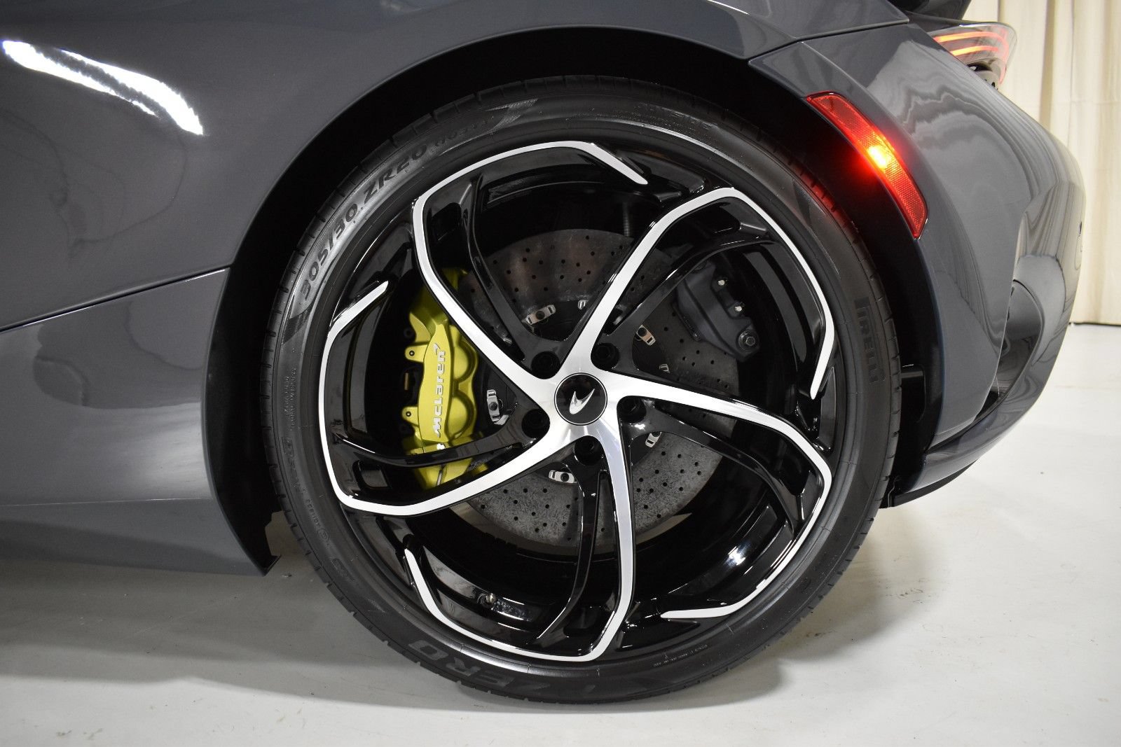 New 2027 McLaren 750S Spider RWD image 13